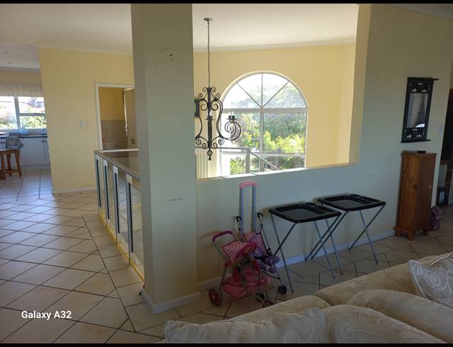 3 BEDROOM HOUSE FOR SALE IN BOGGOMSBAAI